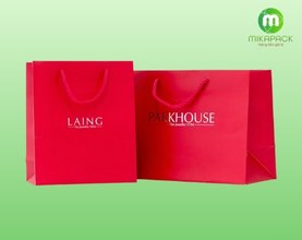 In túi giấy cho shop thời trang