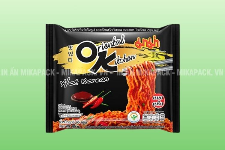 Mẫu bao bì mì gói dùng hình ảnh nhân vật hoạt hình bắt mắt