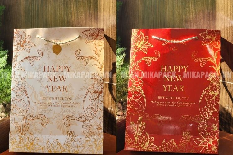 Túi giấy đựng quà Tết chuyên dùng để bảo quản, vận chuyển và hỗ trợ in ấn