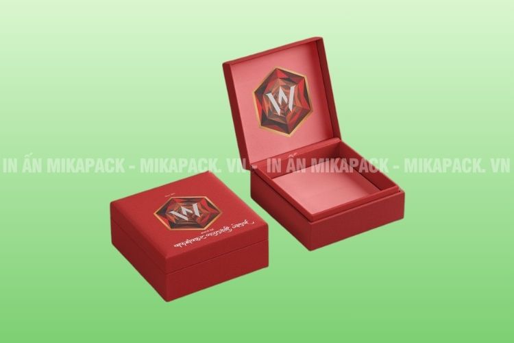 Mẫu in hộp đựng trang sức nổi bật và sang trọng